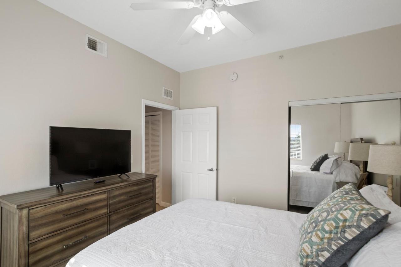 Oceanfront Luxury Condo! Mins To Beach! Rum Bar Next Door! St. Petersburg Esterno foto